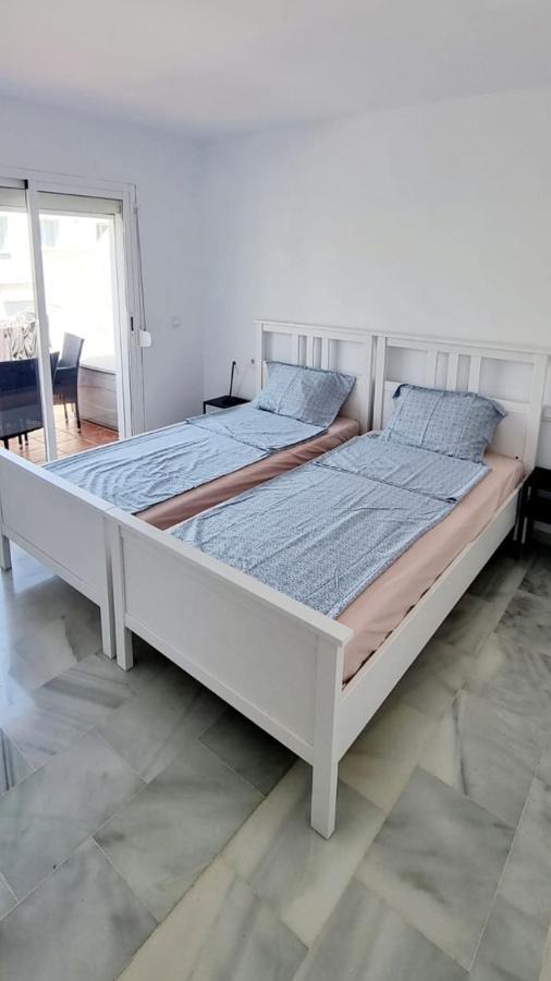 شقة Mijas Holiday فوينخيرولا المظهر الخارجي الصورة