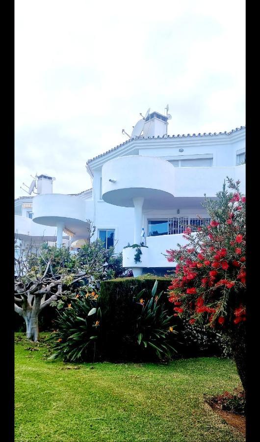 شقة Mijas Holiday فوينخيرولا المظهر الخارجي الصورة