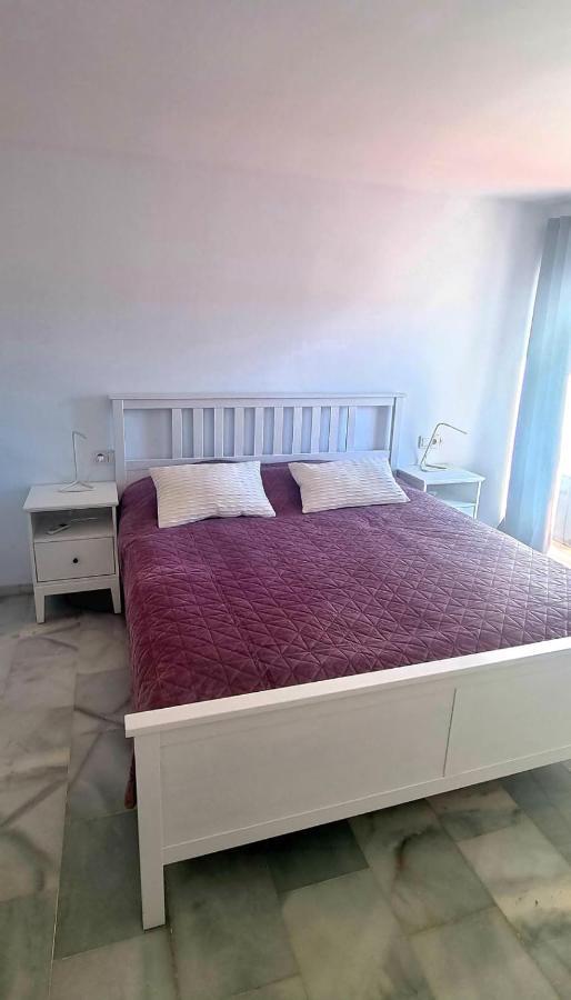 شقة Mijas Holiday فوينخيرولا المظهر الخارجي الصورة